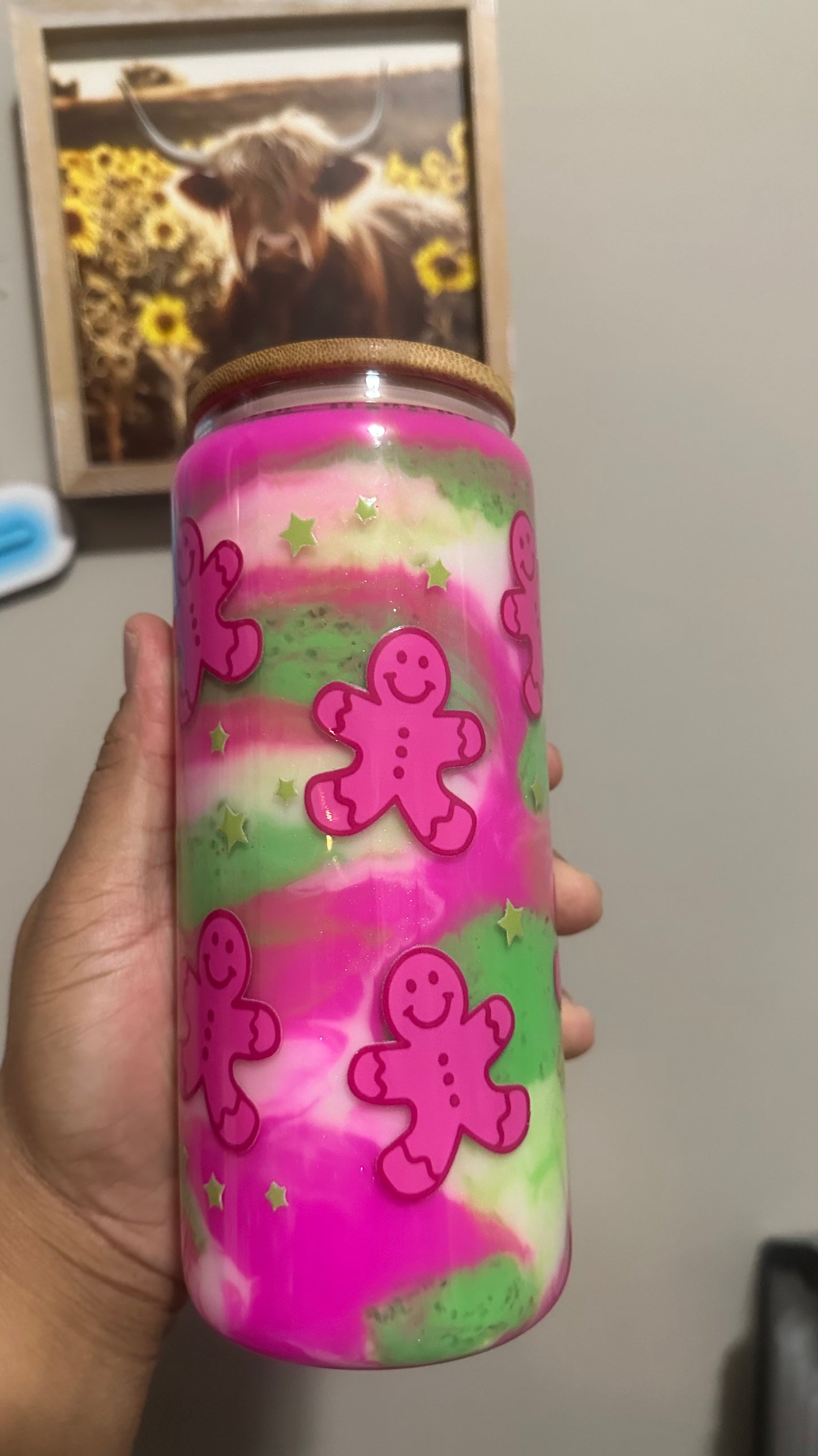 20oz Pink Gingerbread Neon Cup
